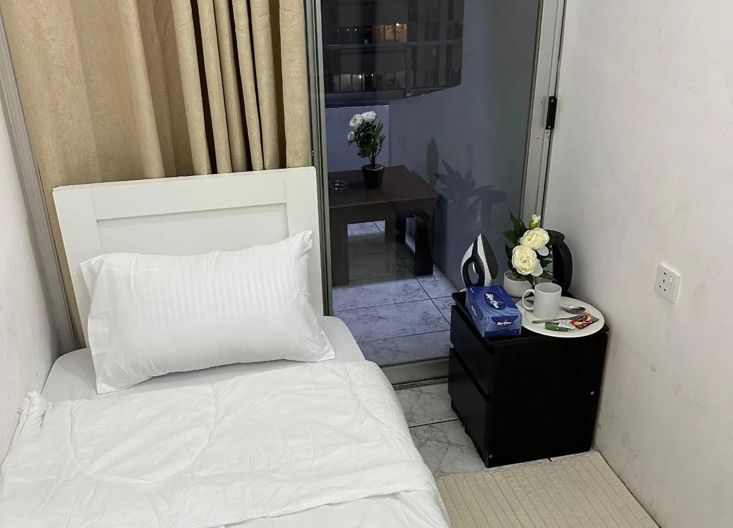New Phenomenal Room With Sea View Abu Zabi 0*,